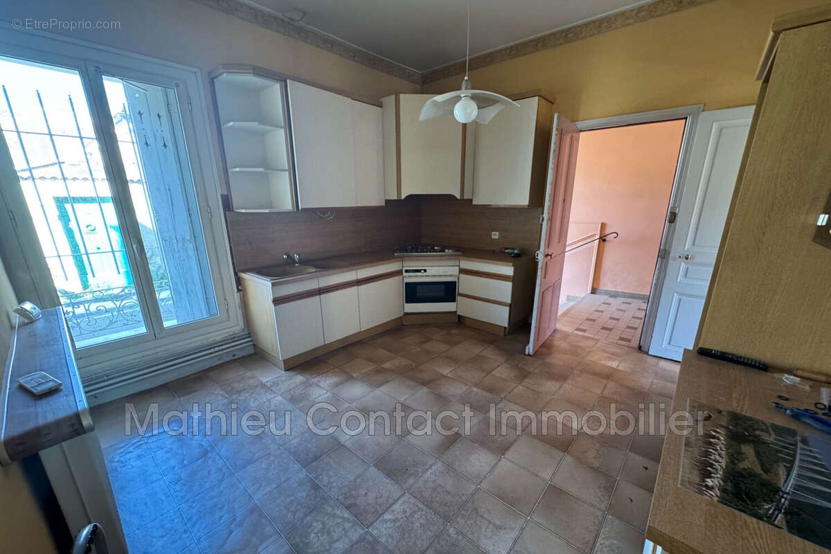 Appartement 131 m² à Nimes  - photo 5