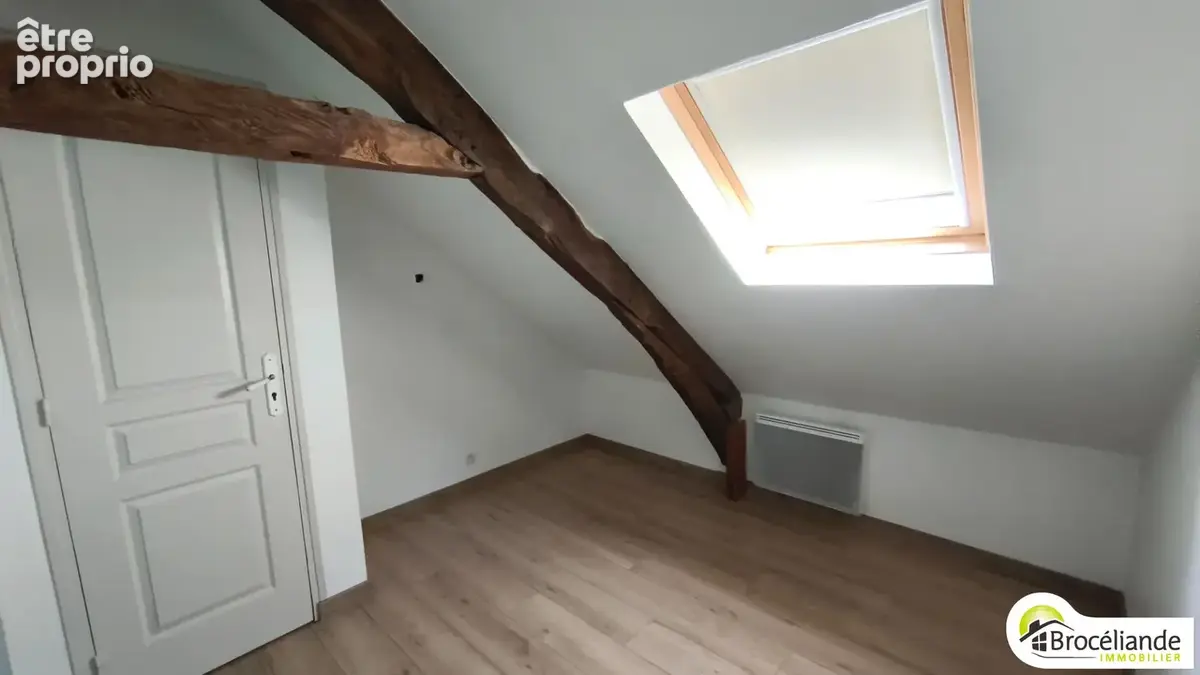 Maison de bourg en plein centre - photo 6