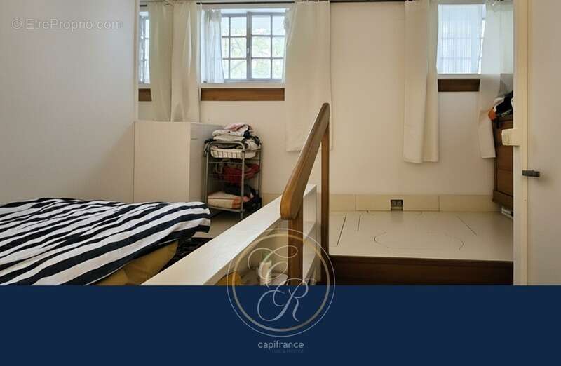 Appartement à PARIS-14E