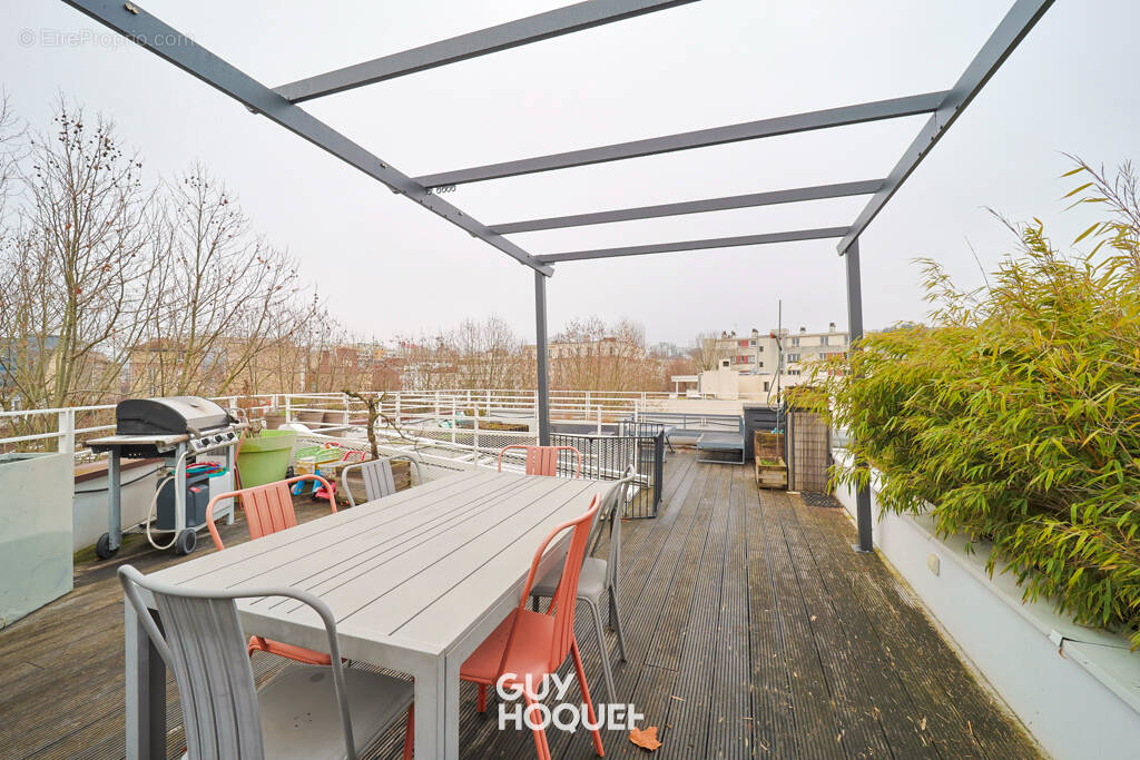 Appartement à ISSY-LES-MOULINEAUX