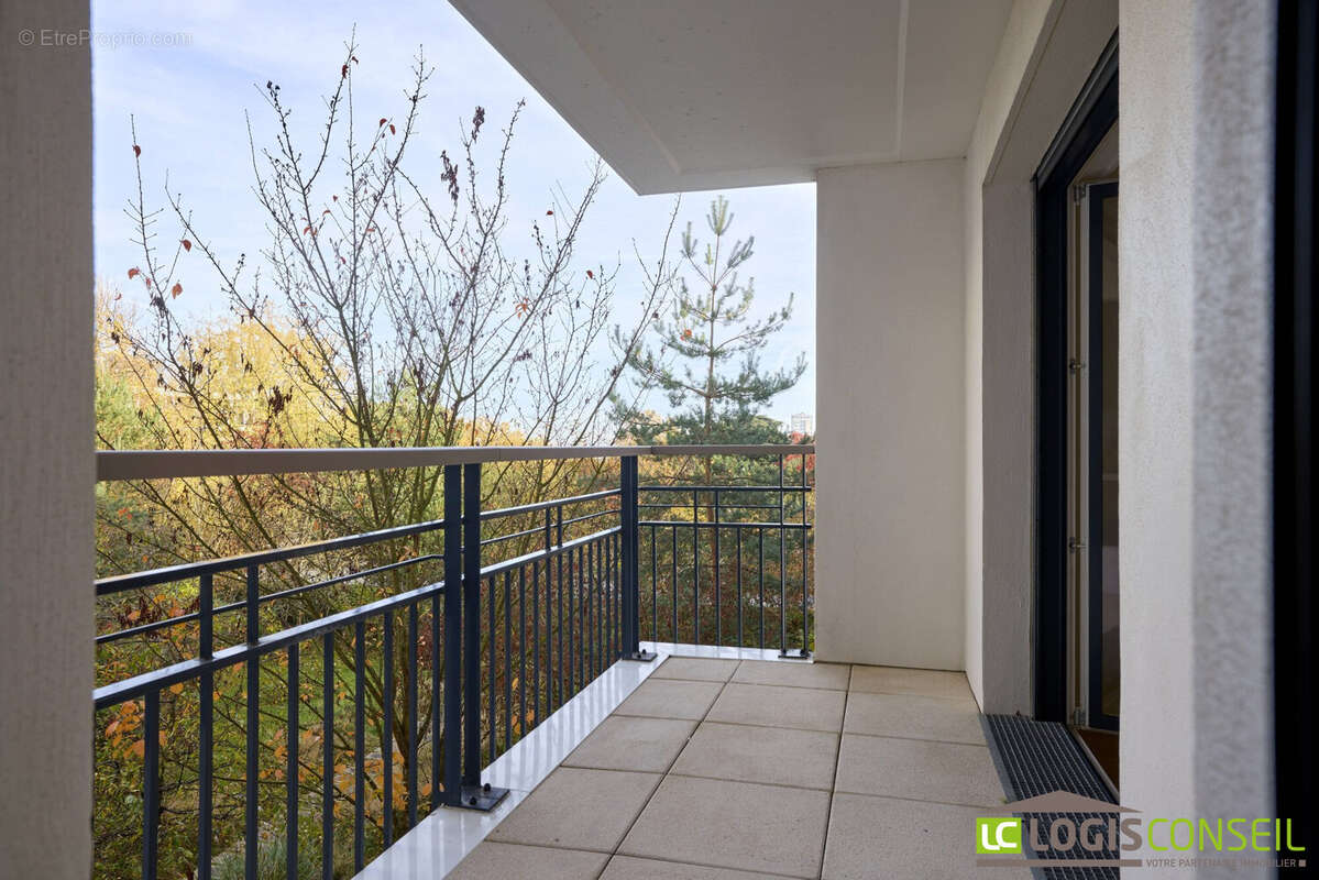 Appartement à CHATILLON