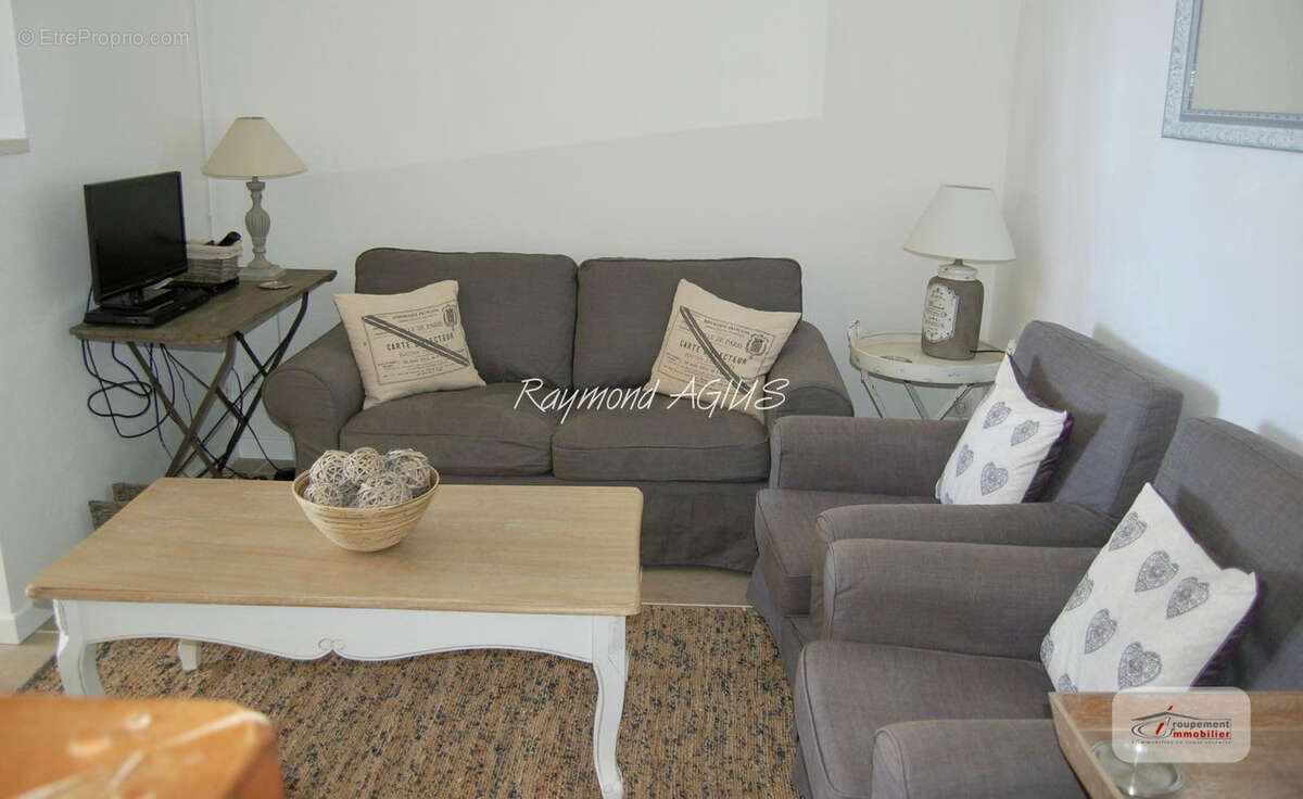 Maison à SAINT-EMILION