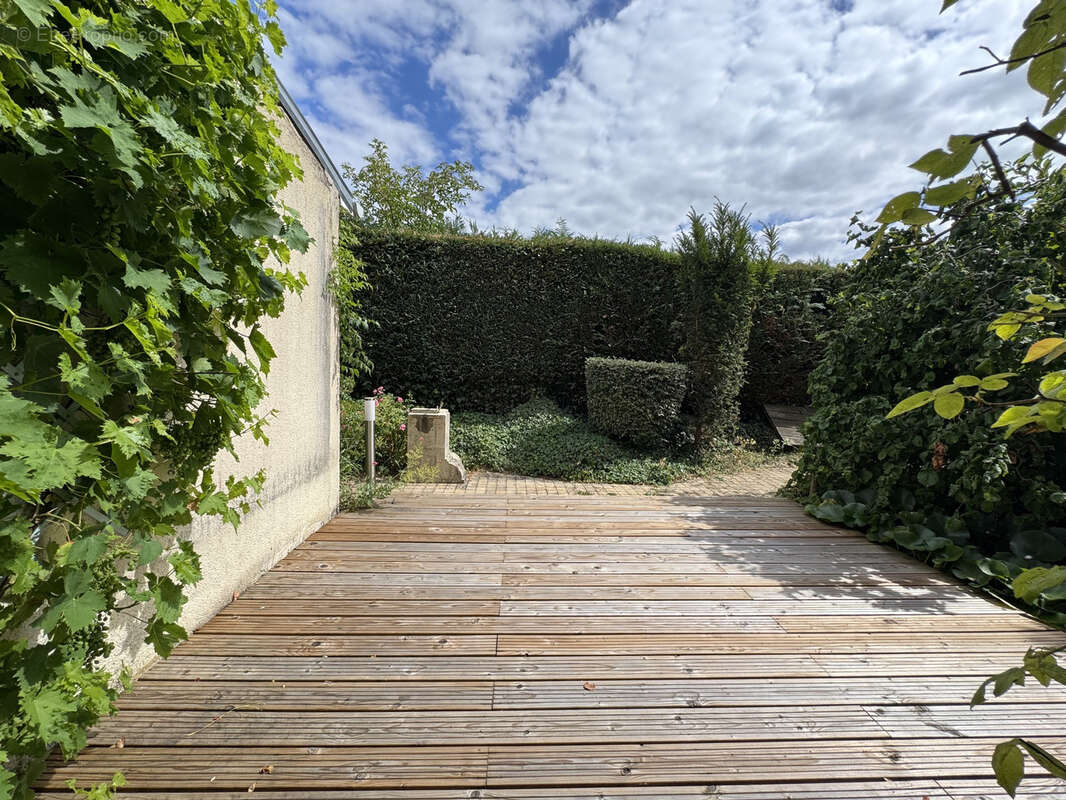 Maison individuelle de 6 pièces de 191 m2 habitable sur 770 m2 de terrain à Mortefontaine - photo 9