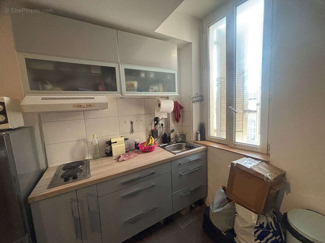 Appartement à MARSEILLE-3E