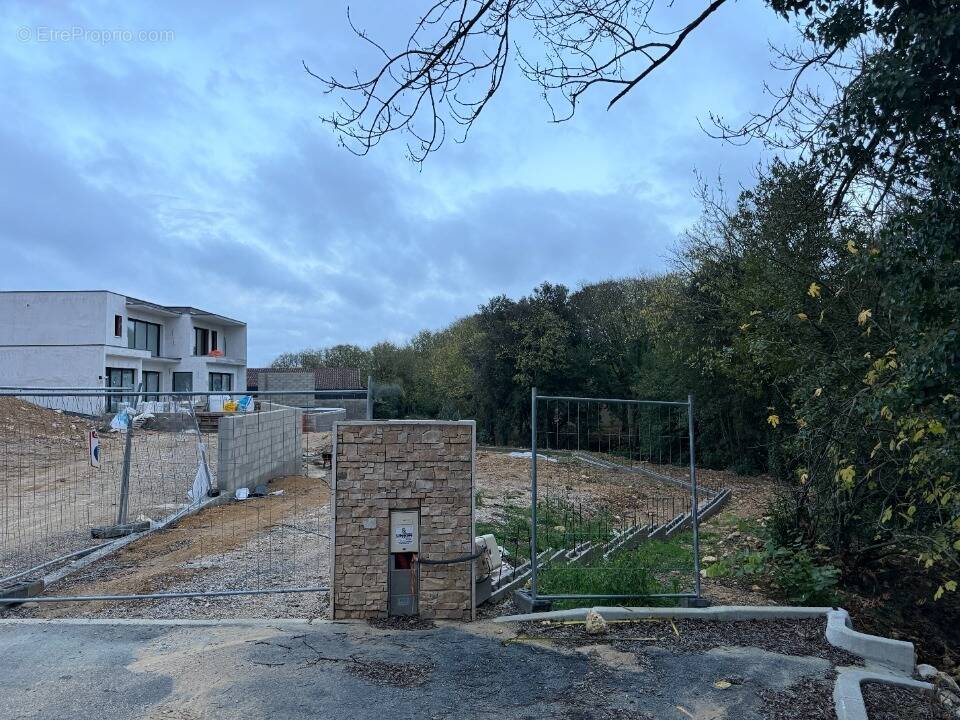 Terrain à SAINT-GELY-DU-FESC