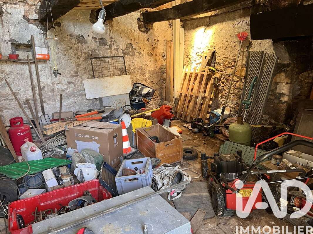 Maison 93 m² à Taize-Aizie  - photo 7
