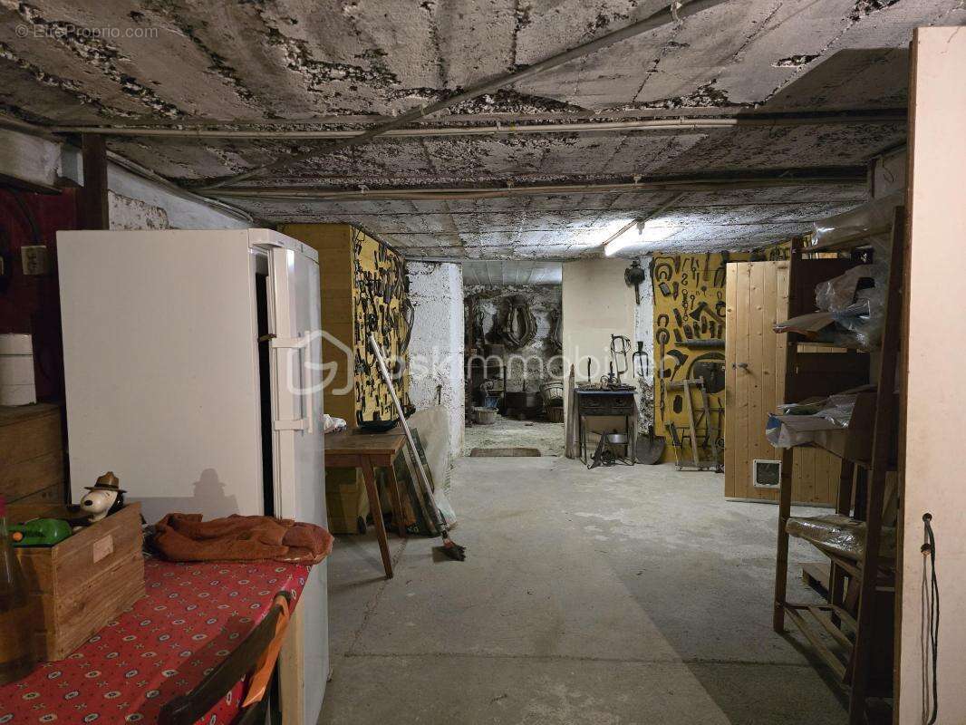 Authentique Maison 175 m2 de caractère avec grand terrain de 2 377 m² au Teil - photo 24