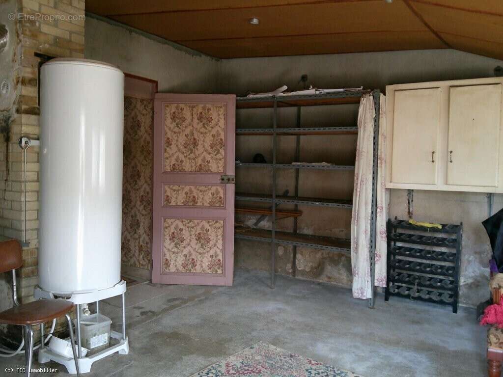 Maison De Campagne Avec Une Deuxième Maison Et D'Autres Dépendances - photo 22