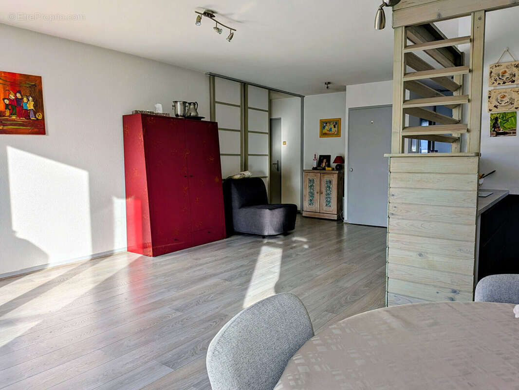 Appartement à LA CHAPELLE-SUR-ERDRE