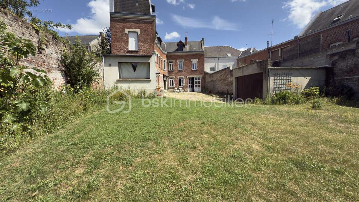 Immeuble de rapport – 348 m² – 12 chambres – forte rentabilité – saint-quentin - photo 2