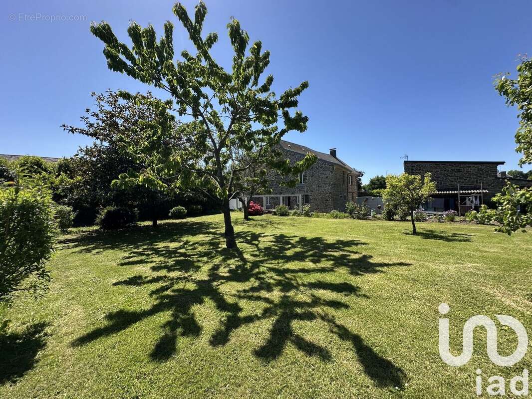 Photo 3 - Maison à SAINT-SAUVEUR-LA-POMMERAYE