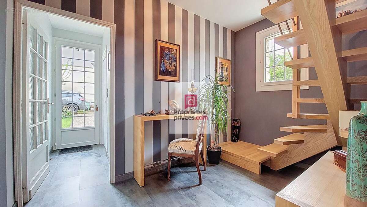 Maison à ROUFFIGNAC-SAINT-CERNIN-DE-REILHAC