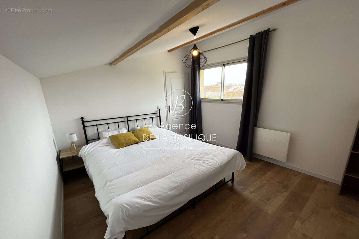 Maison 105 m² à Saint-Maximin-La-Sainte-Baume  - photo 6