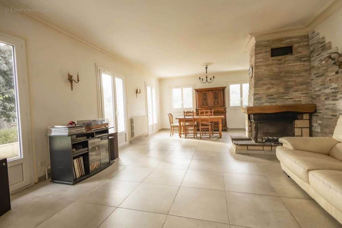 Maison à SAINT-PRIEST