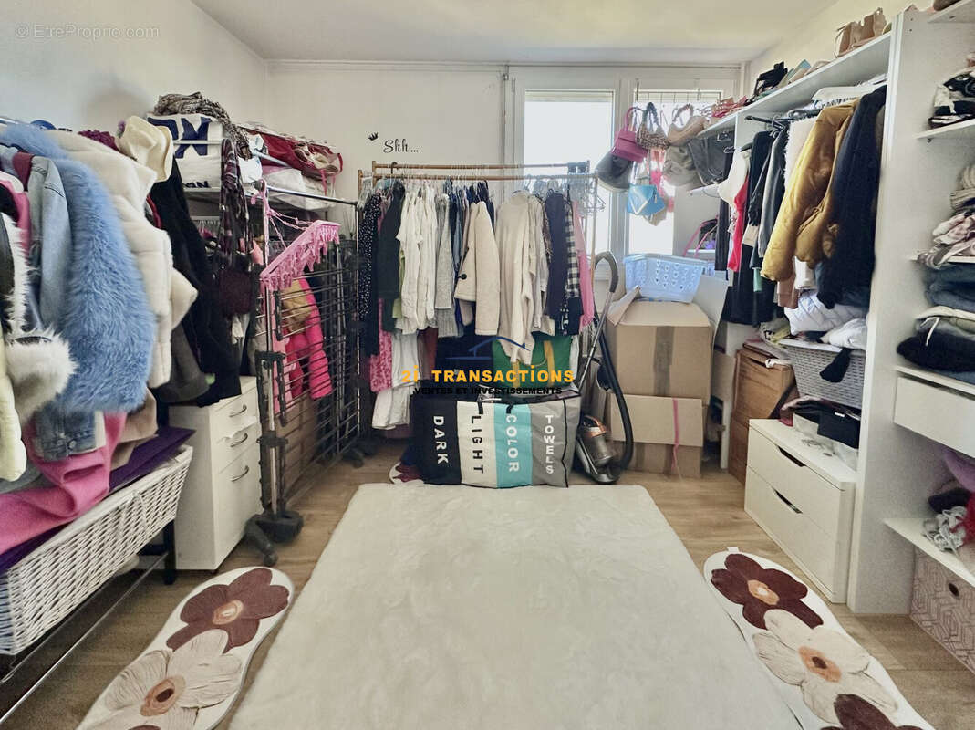 Appartement à SAINT-ETIENNE