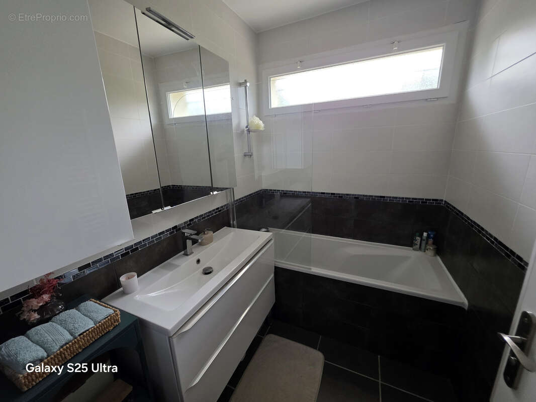 Appartement à ROMAGNAT