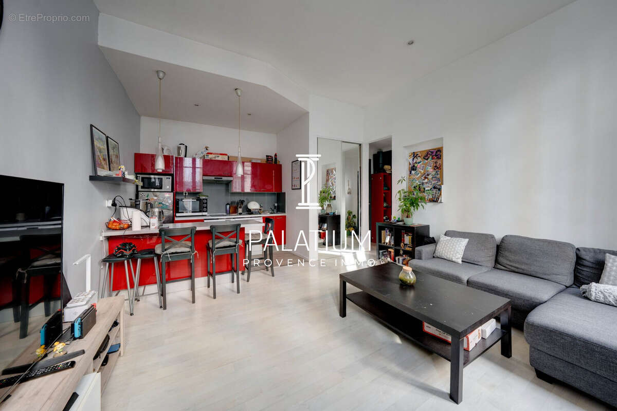 Appartement à MARSEILLE-6E