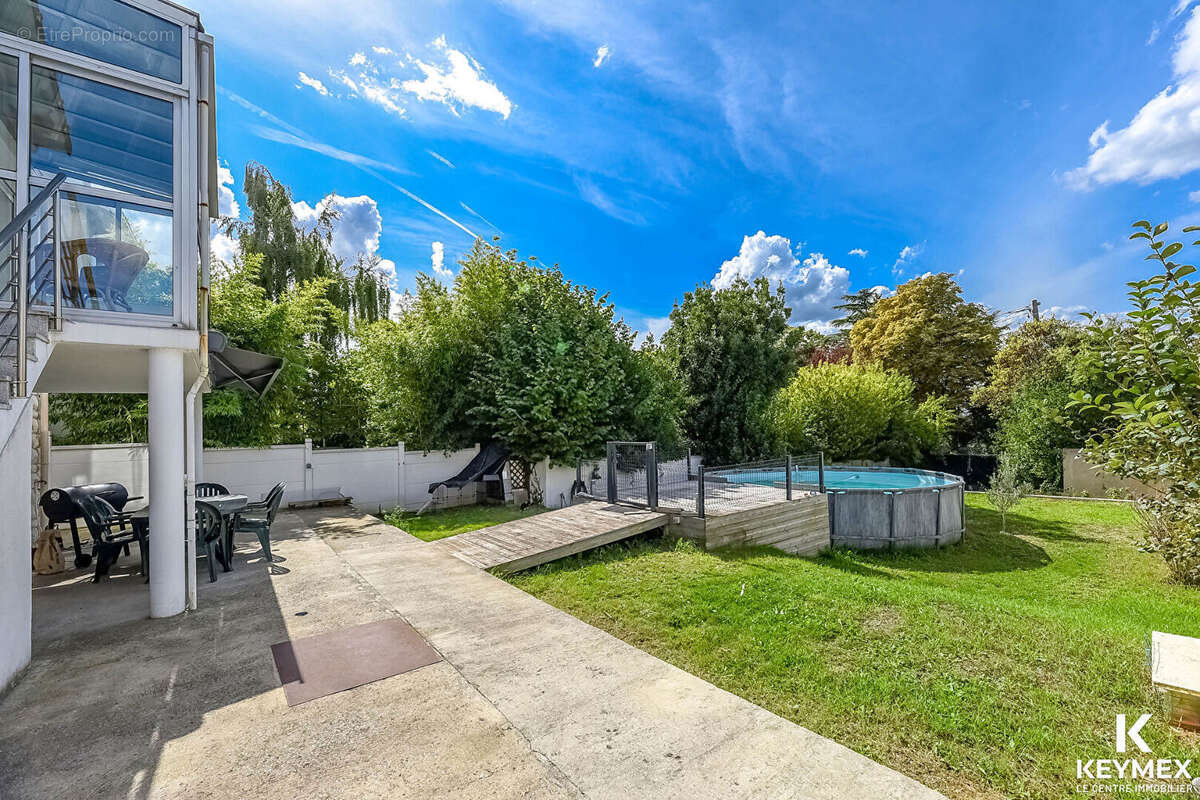 Maison à LA FRETTE-SUR-SEINE