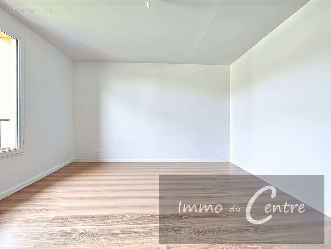 Maison à MONTMIRAIL