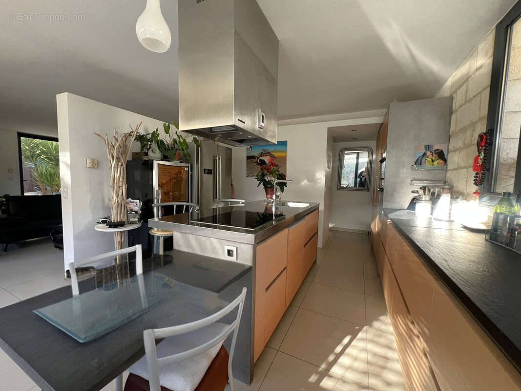 Maison à BELLEGARDE