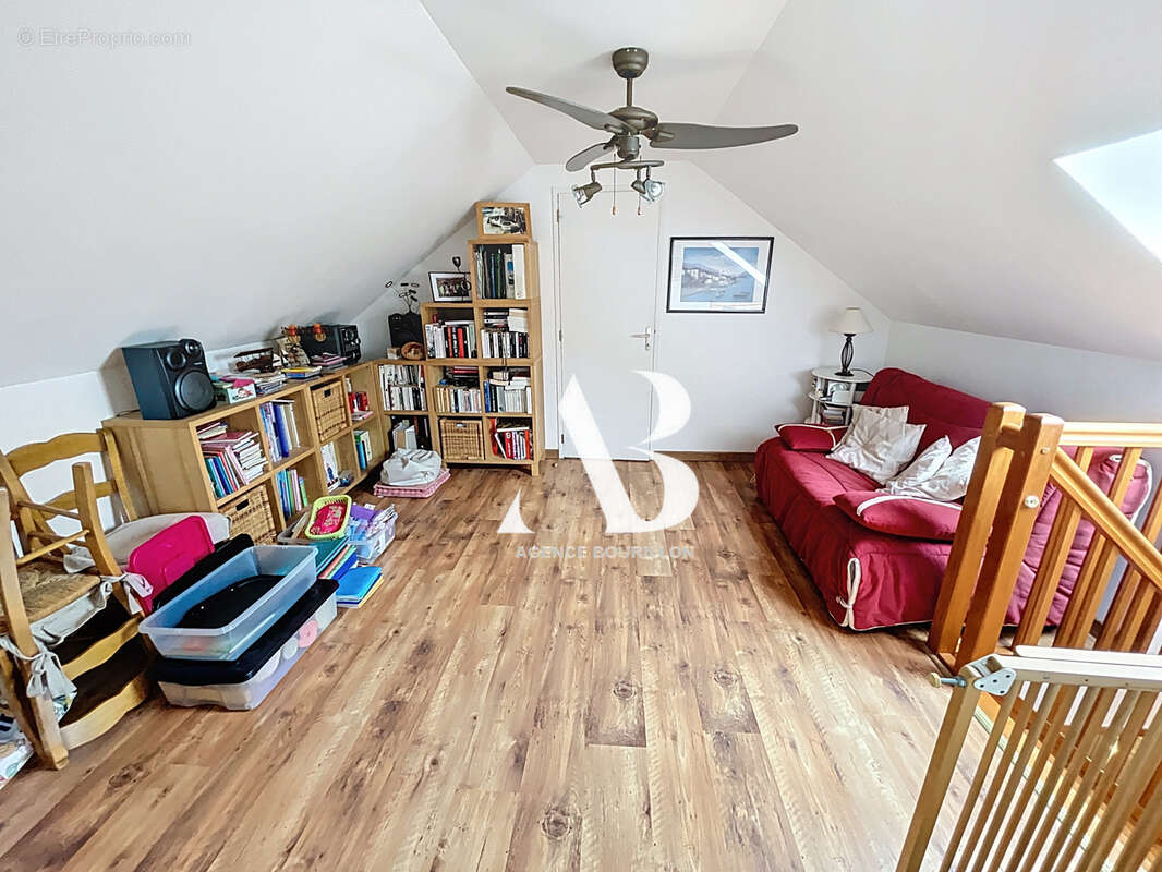 Maison à LA CHAPELLE-RABLAIS