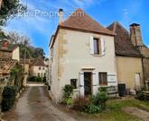Maison à SAINT-CAPRAISE-DE-LALINDE