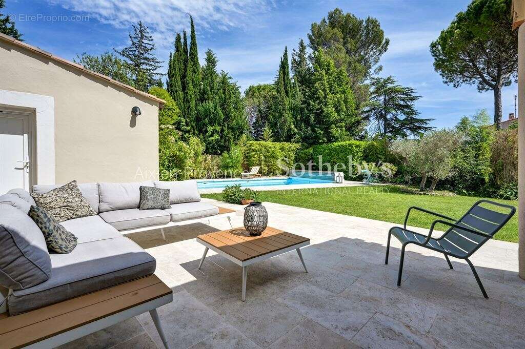 Maison à BOUC-BEL-AIR