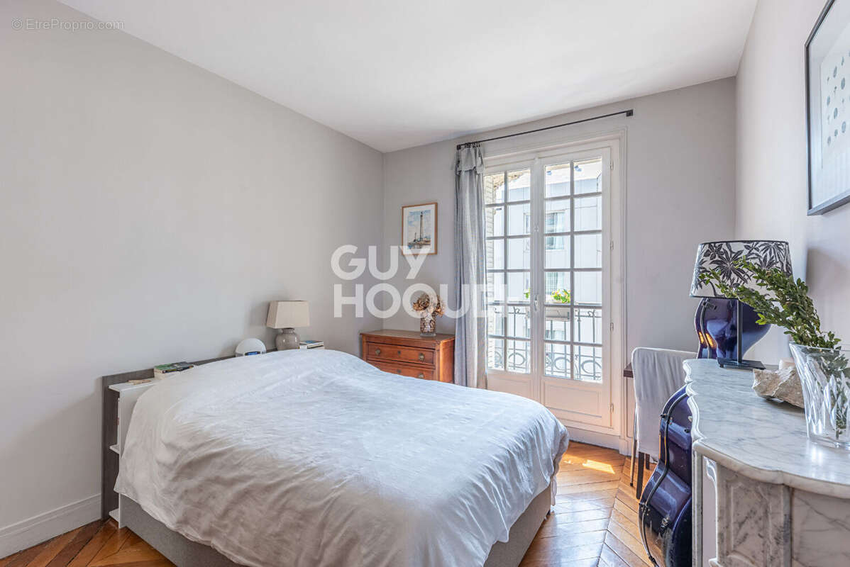 Appartement à PARIS-12E