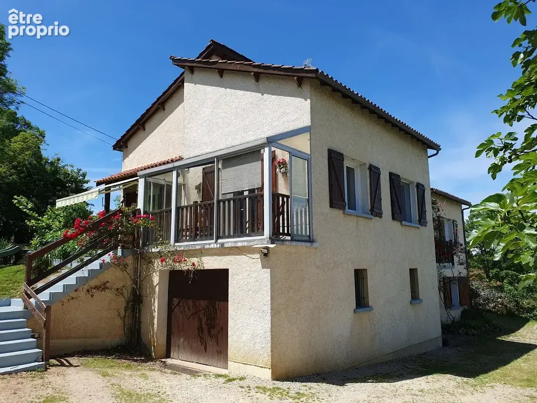 Maison familiale avec appartement indépendant sur 2157m2 de terrain - photo 14