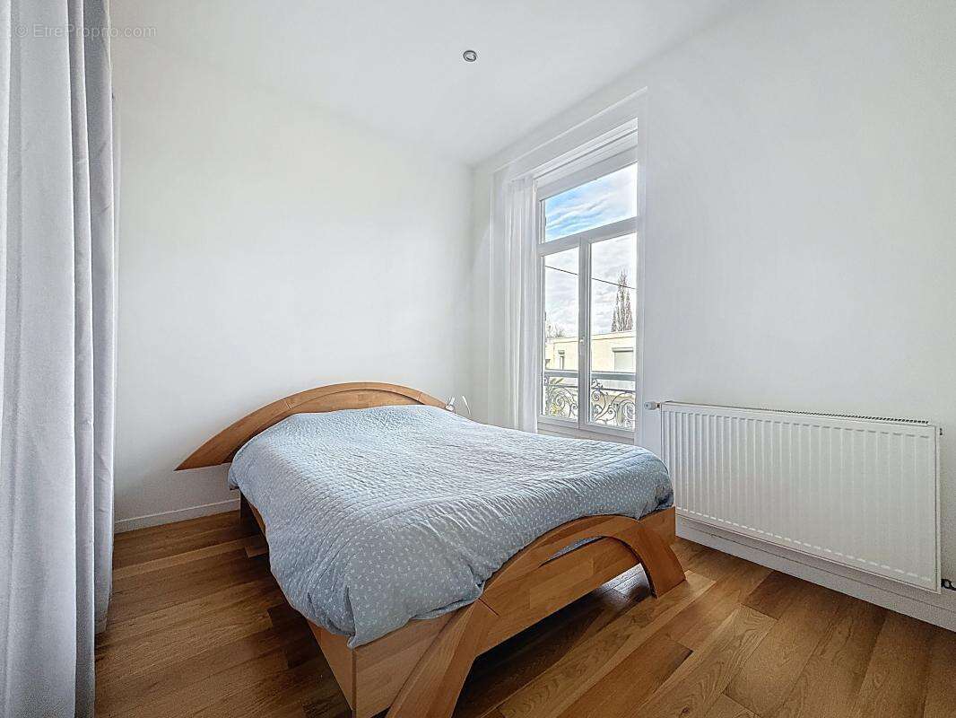 Appartement - Duplex - 3 Chambres - Garage - Place de parking - Proche commodités - photo 10