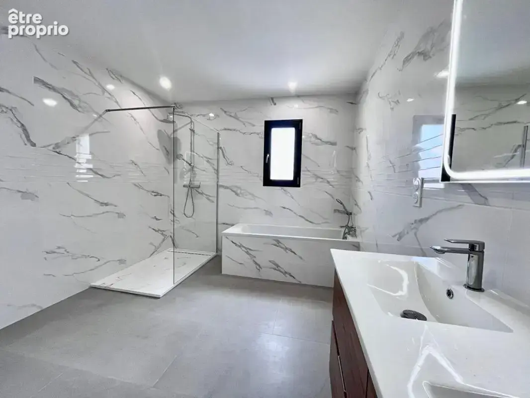Magnifique maison neuve de 130 m²  en R+1 sur un terrain 3 faces piscinable sans vis-à-vis - photo 14