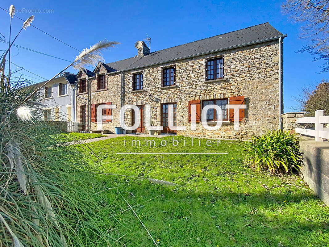 Maison à LA HAYE-D'ECTOT