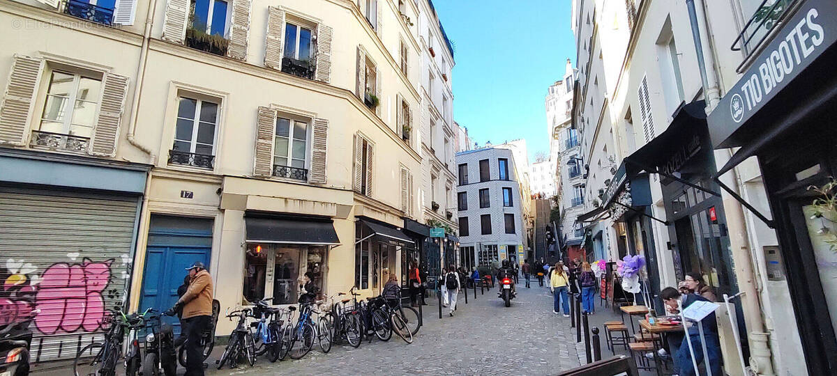 Appartement à PARIS-18E