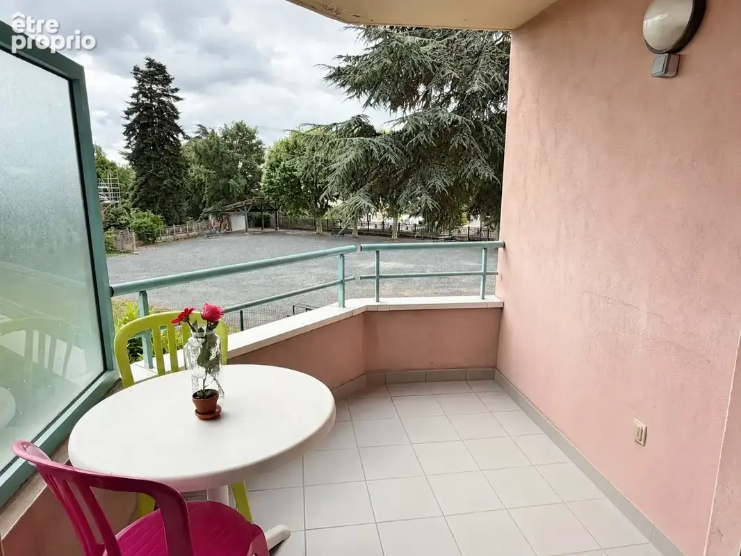 Beau T4 de 88 m2 en plein centre et au calme avec 3 chambres, 2 balcons et 1 garage - photo 16