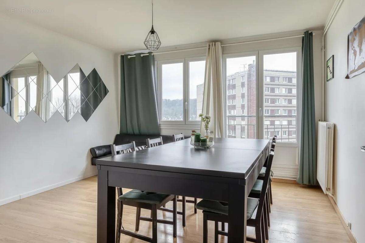 Appartement à DARNETAL