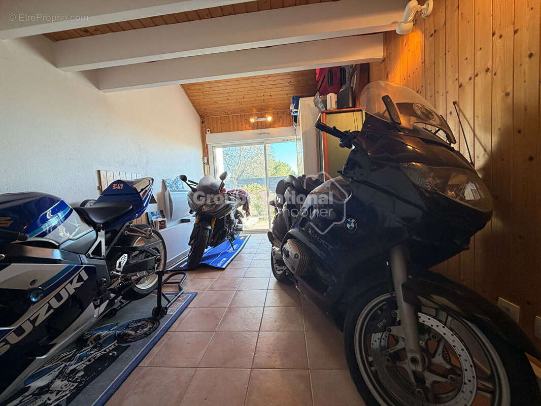 Maison à ENSUES-LA-REDONNE