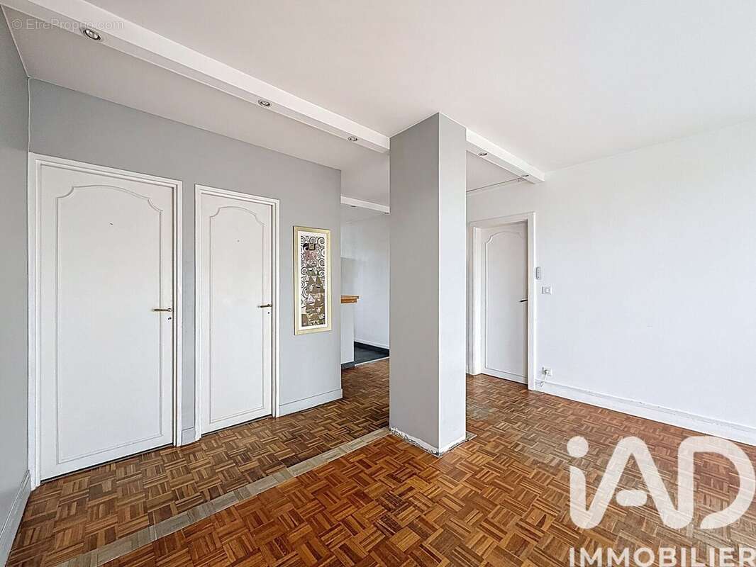 Photo 8 - Appartement à EPINAY-SUR-SEINE