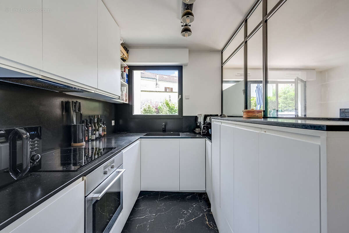 Appartement à ASNIERES-SUR-SEINE