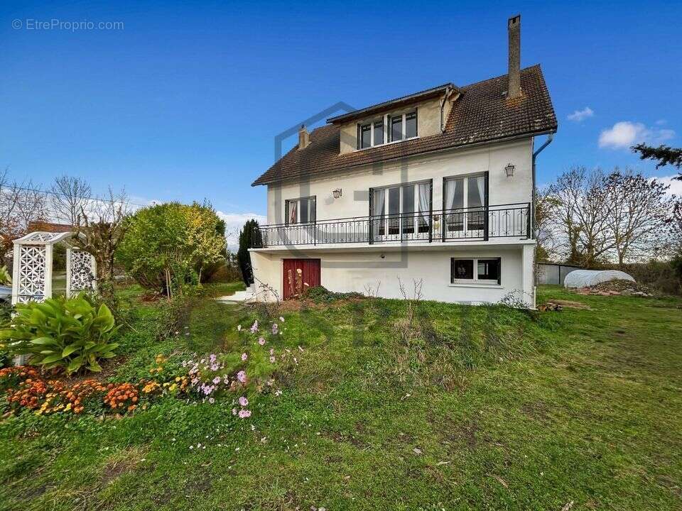 Maison à LA NEUVE-LYRE