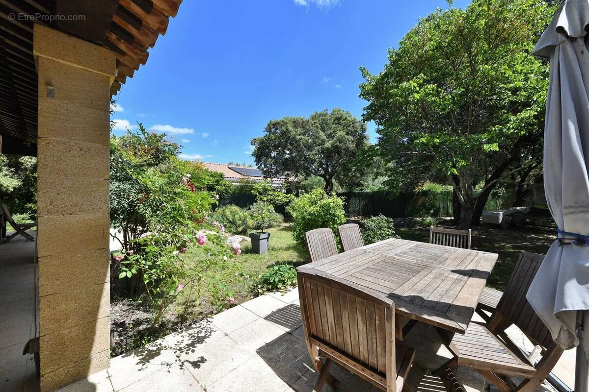 Maison à UZES