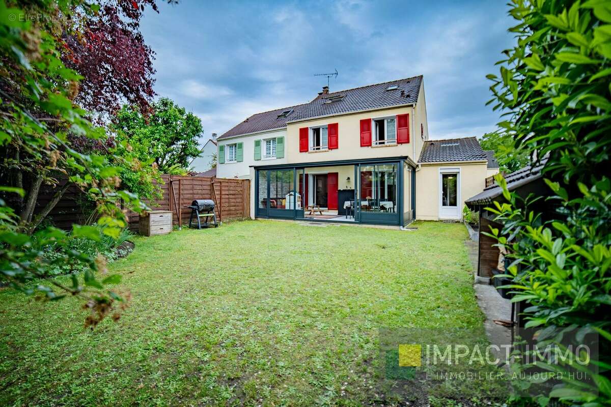 Maison à TAVERNY