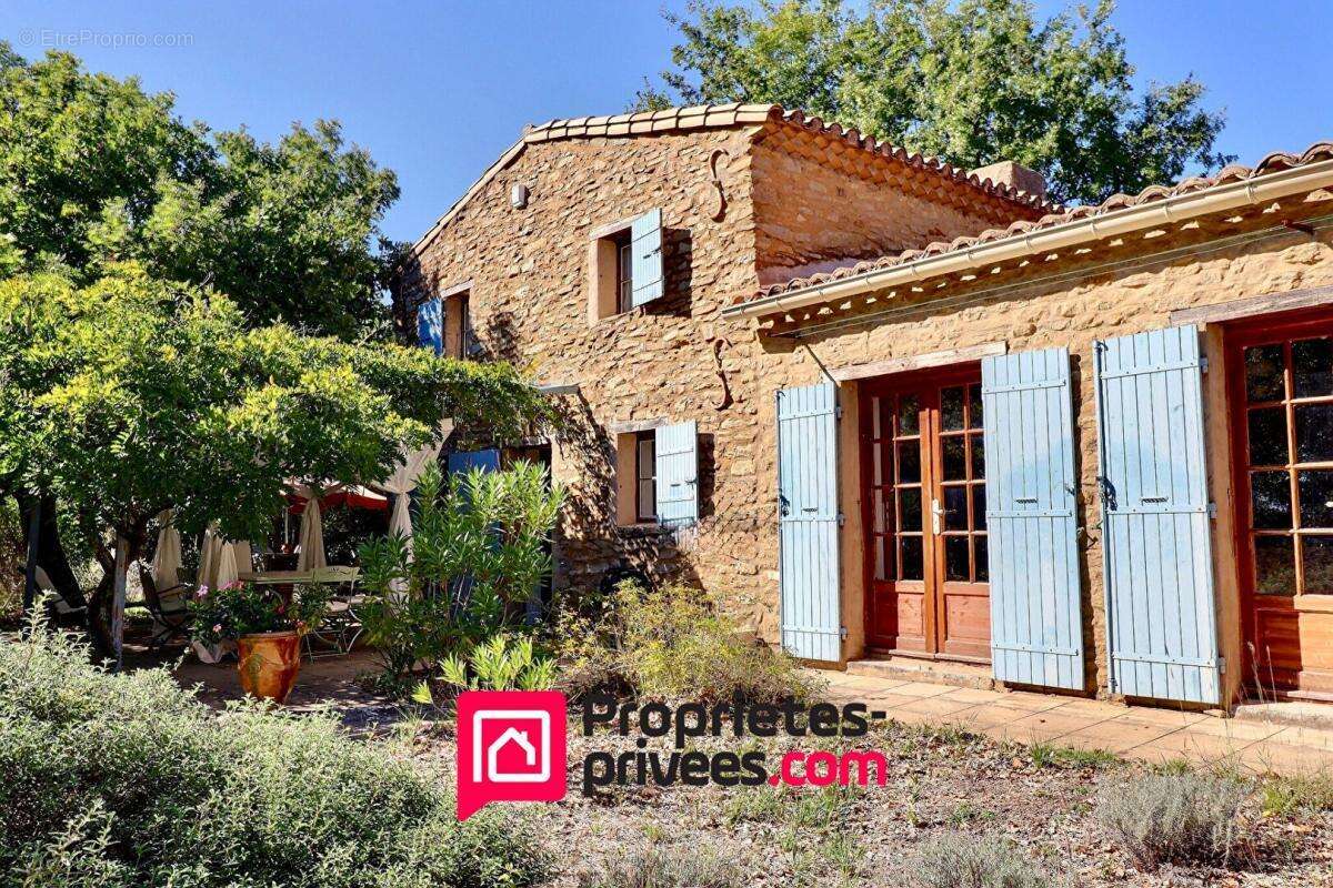 Maison à UZES