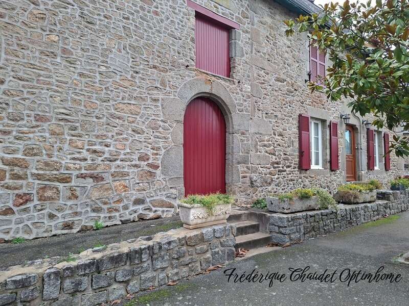 Maison à MARCILLE-LA-VILLE