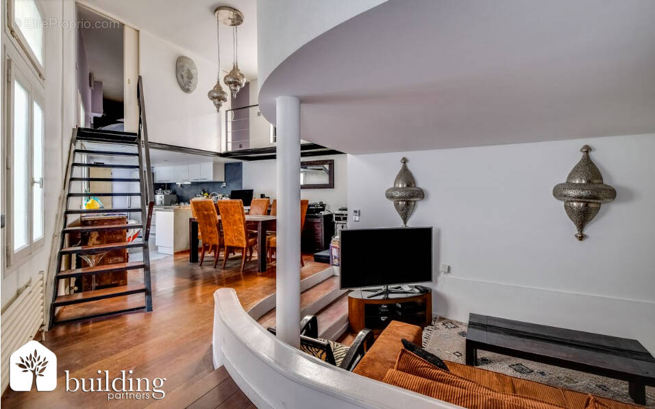 Photo Appartement à Paris-18e au prix de 839 000€