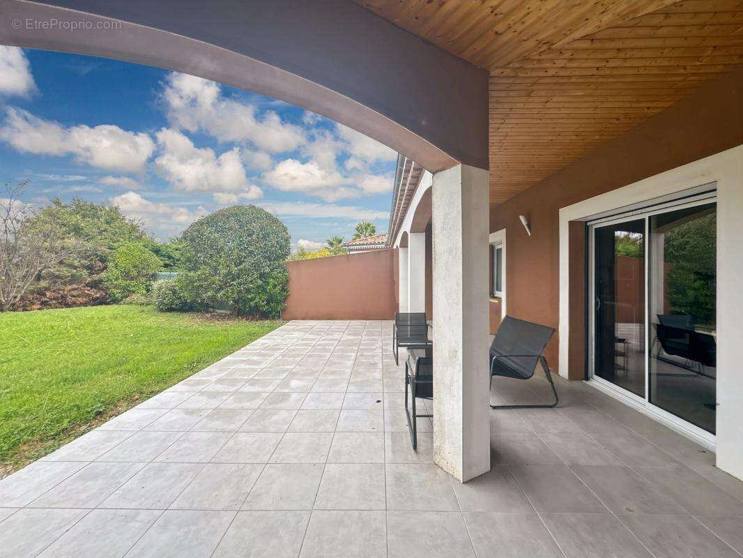 Maison à LORIOL-SUR-DROME