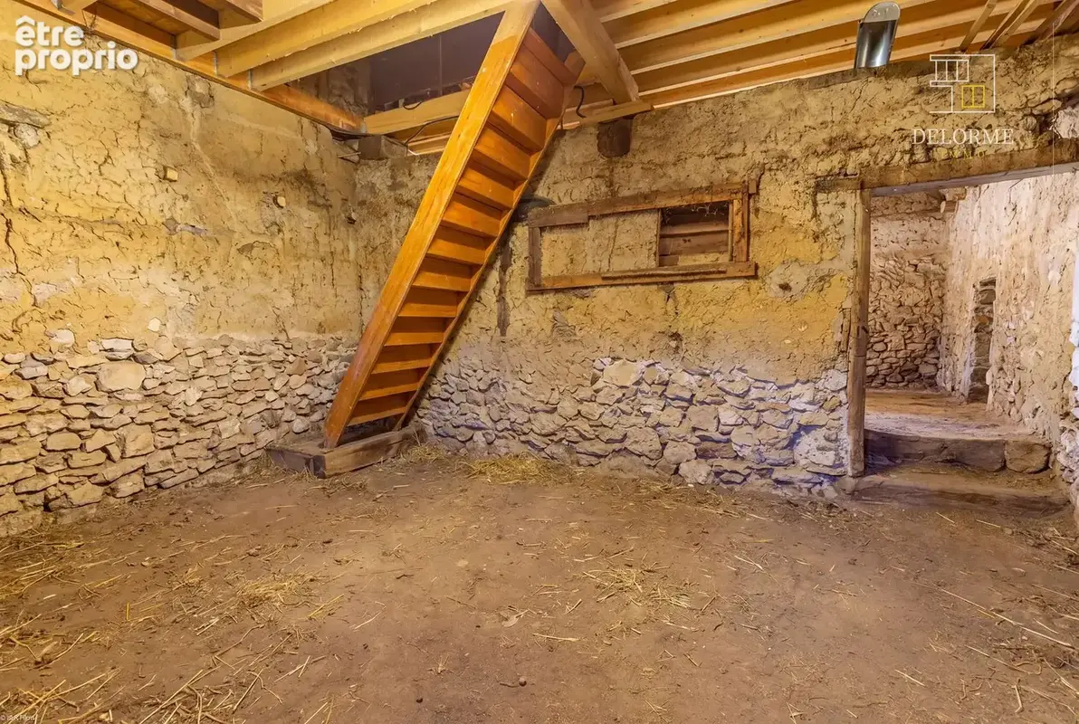 Belle maison rénovée avec super vue et grange - photo 12