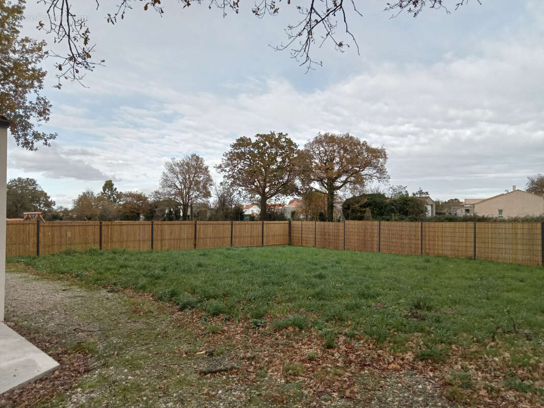 Maison à LA CHAPELLE-HERMIER