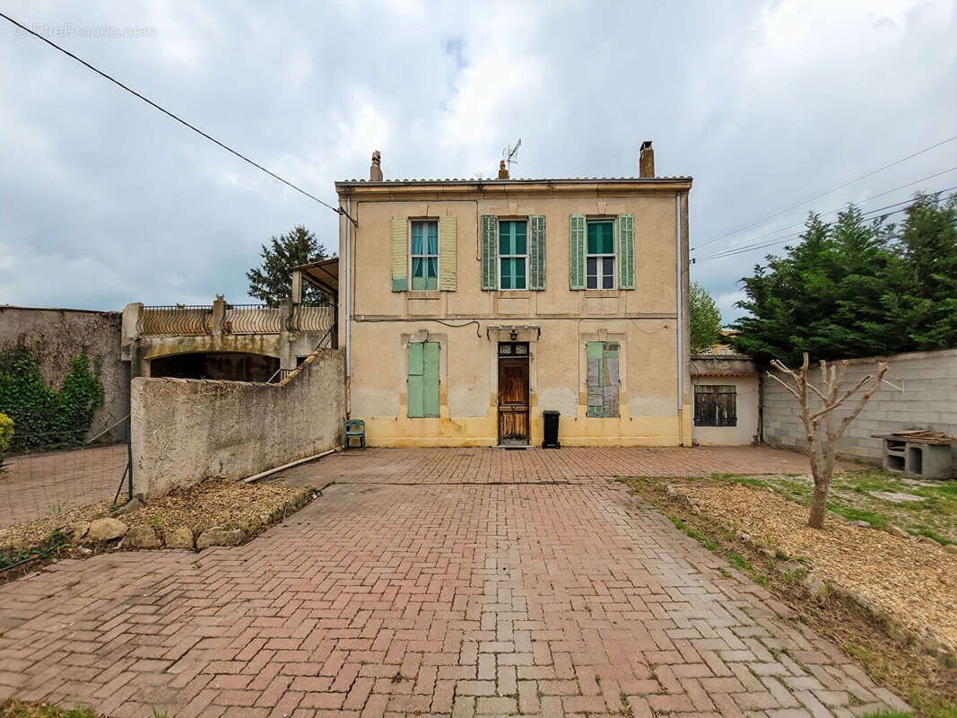 Maison à SALON-DE-PROVENCE