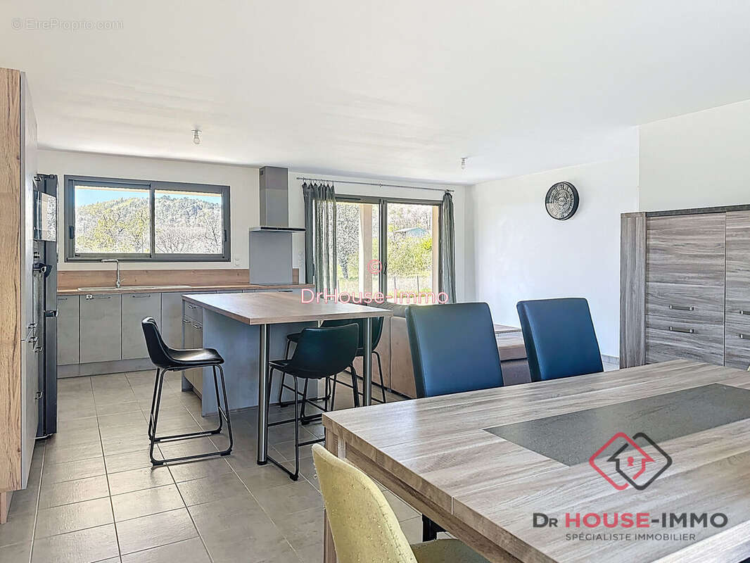 Maison 101 m² à Cubjac  - photo 35