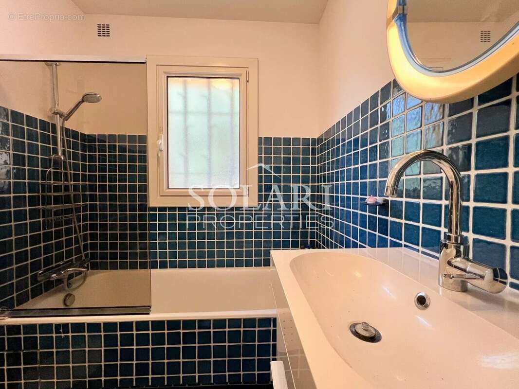 Maison à THEOULE-SUR-MER